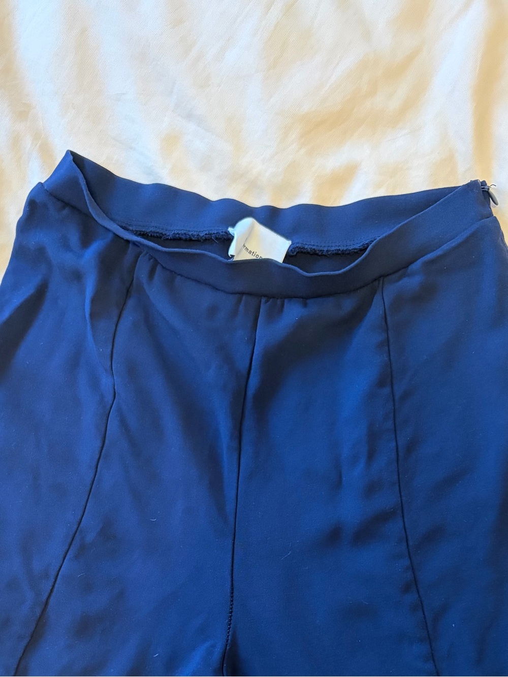 reformation fletcher pants in midnight blue - Picture 5 of 9